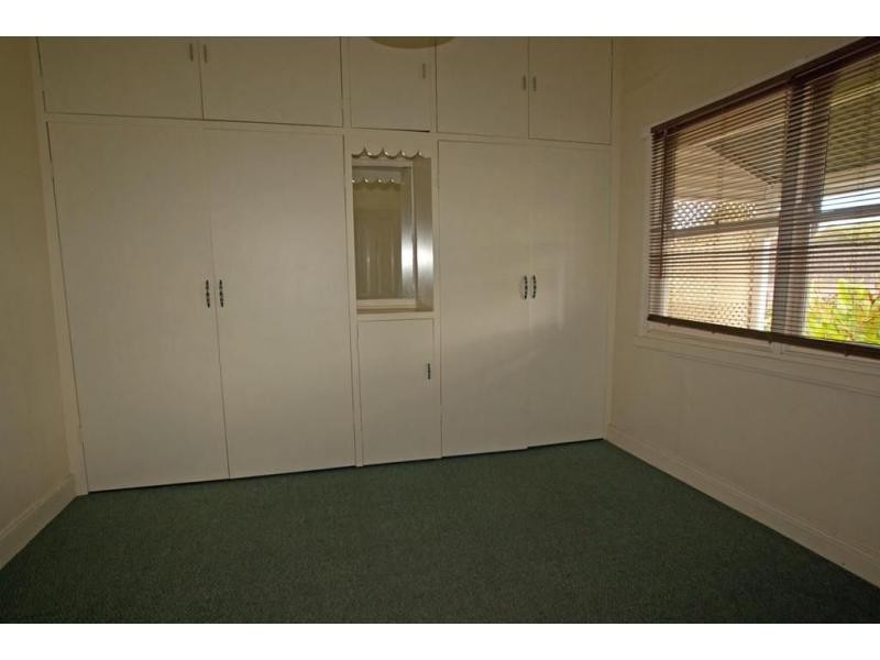 11 Graham Street, Quarry Hill VIC 3550