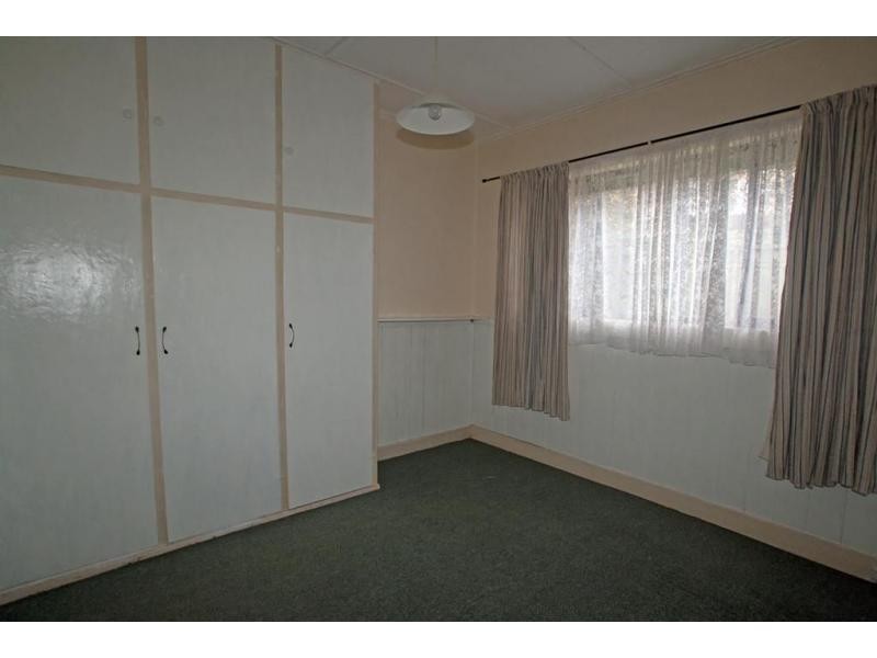 11 Graham Street, Quarry Hill VIC 3550