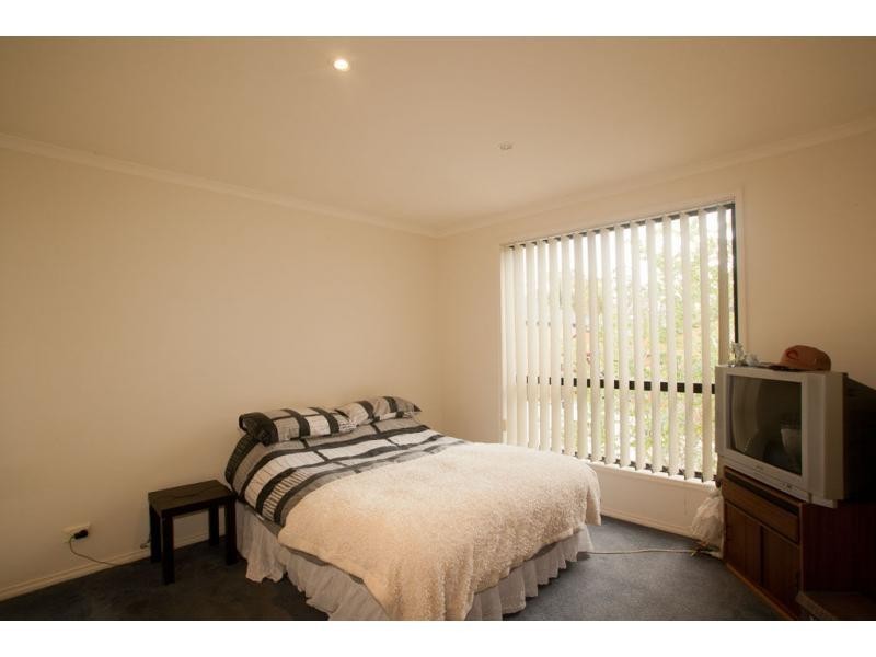 Flora Hill VIC 3550