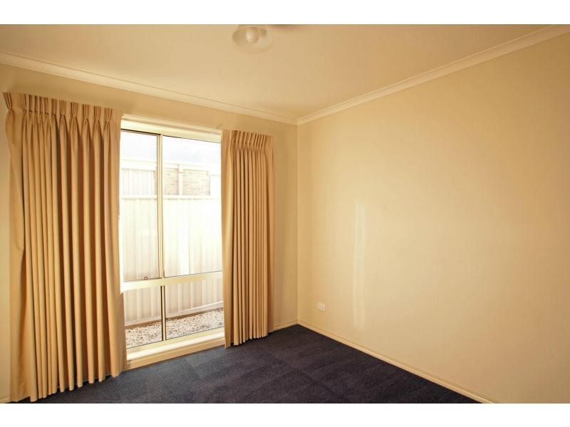 .32 Elizabeth Street, Kangaroo Flat VIC 3555