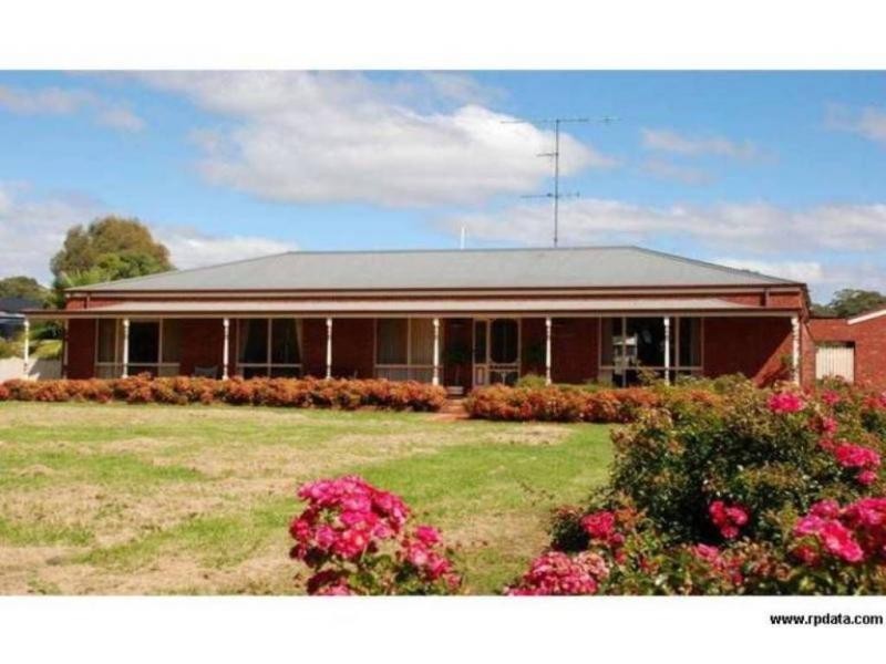 6 Stephen Court, Maiden Gully VIC 3551