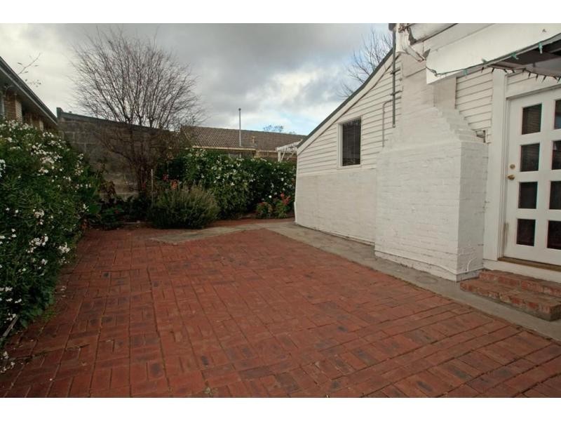 11. Graham Street, Quarry Hill VIC 3550