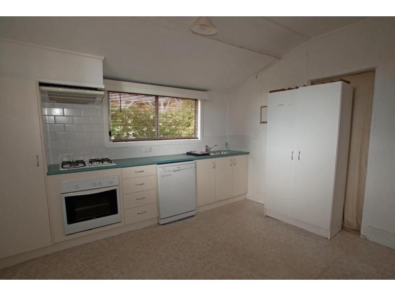 11. Graham Street, Quarry Hill VIC 3550