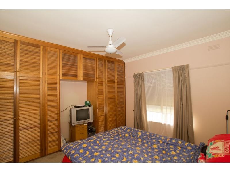 Flora Hill VIC 3550