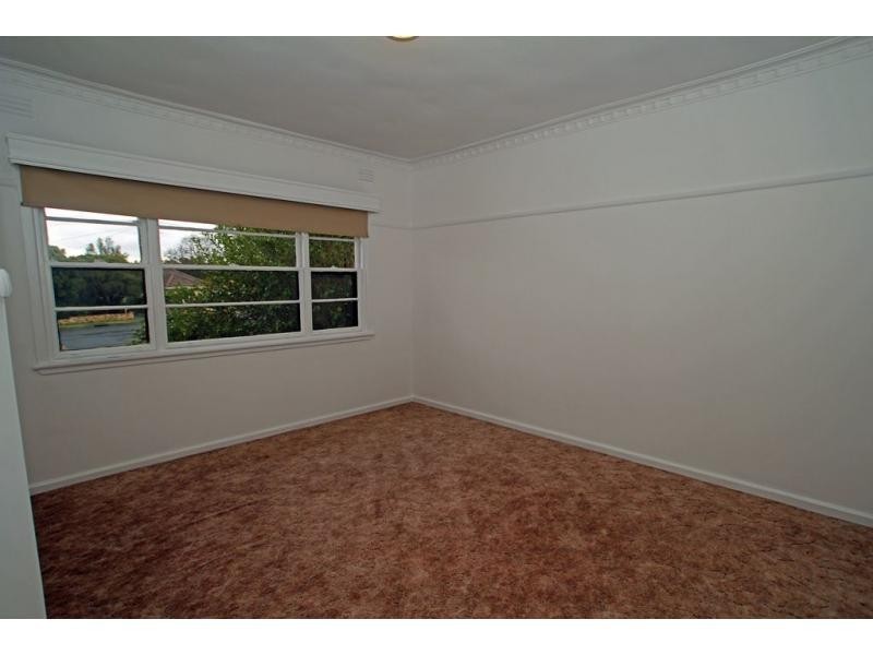 .6 Bendigo Crescent, Flora Hill VIC 3550