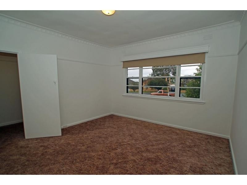 .6 Bendigo Crescent, Flora Hill VIC 3550