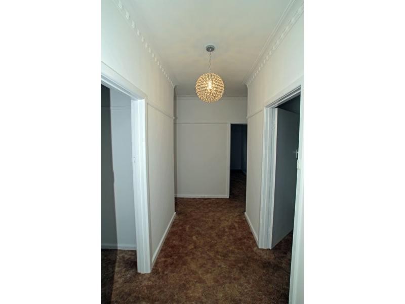 .6 Bendigo Crescent, Flora Hill VIC 3550