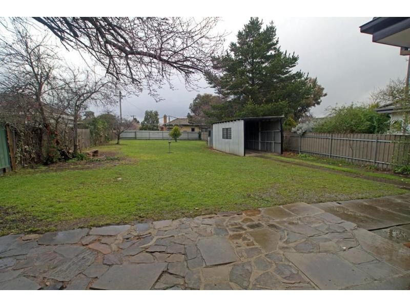 .6 Bendigo Crescent, Flora Hill VIC 3550