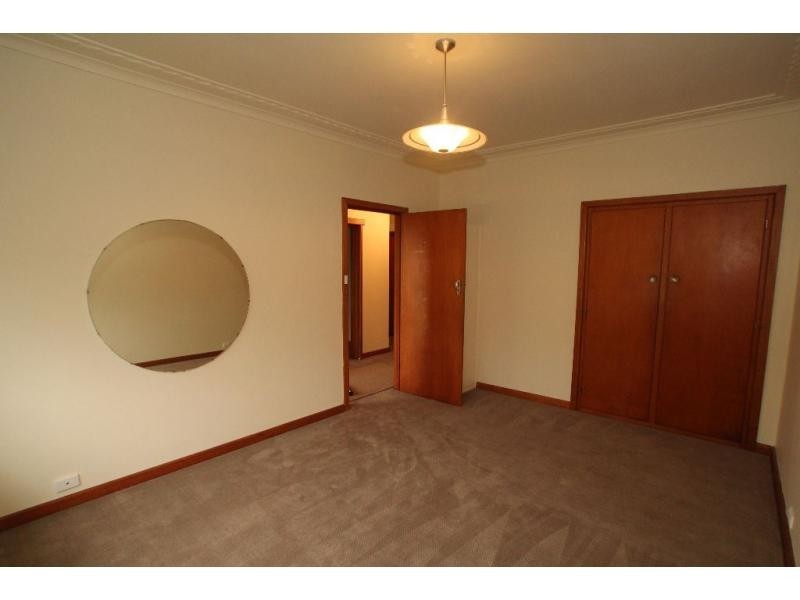 .5 Ewing Avenue, Flora Hill VIC 3550