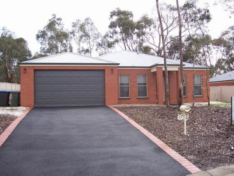 27 Midas Court, Strathfieldsaye VIC 3551