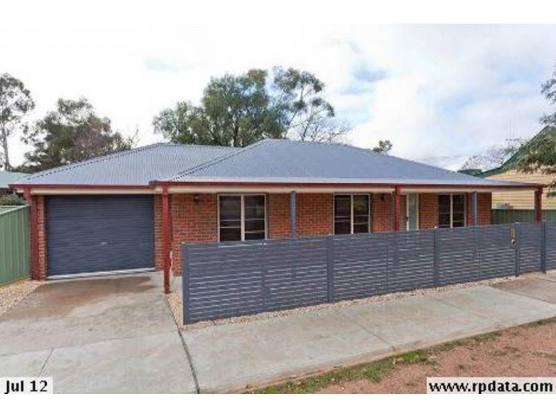 96 Thistle Street, Bendigo VIC 3550