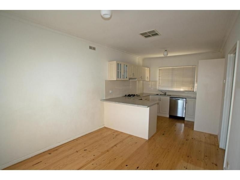 33 Curtin Street, Flora Hill VIC 3550