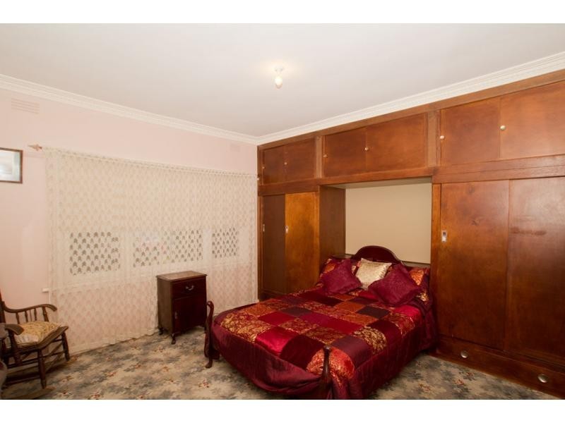 Golden Square VIC 3555