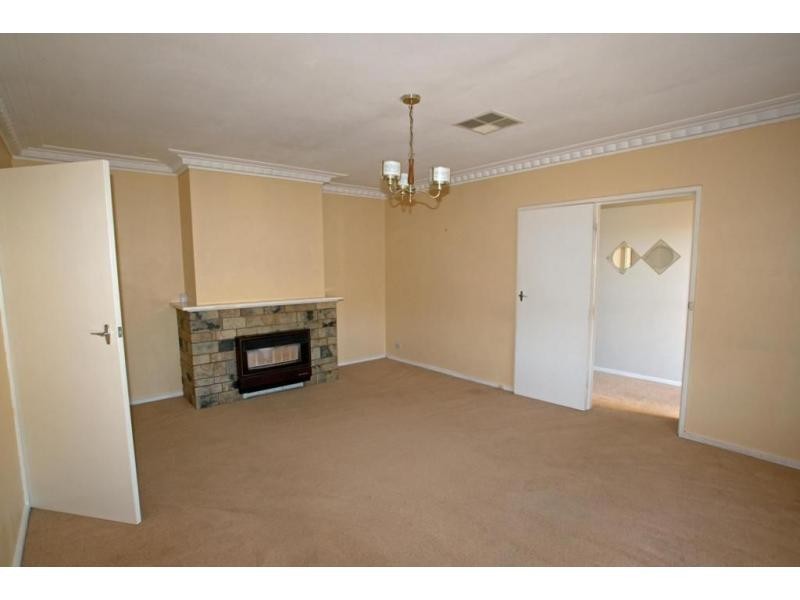 33 Curtin Street, Flora Hill VIC 3550