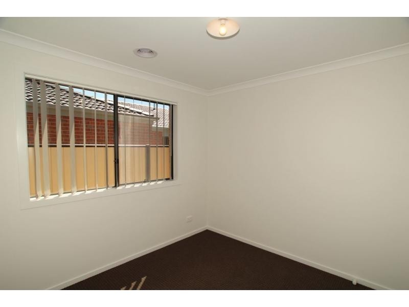9 Eaglewood Way, Jackass Flat VIC 3556