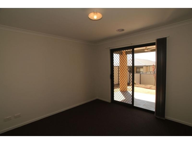 9 Eaglewood Way, Jackass Flat VIC 3556