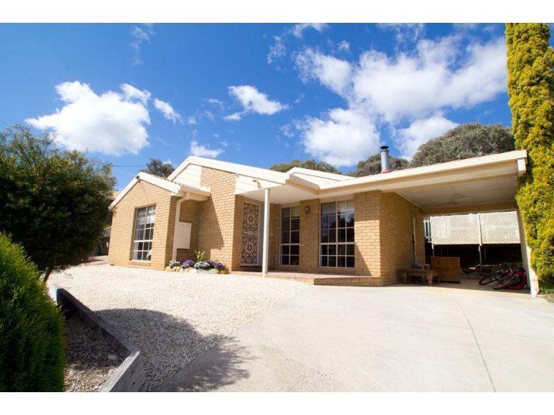 Flora Hill VIC 3550