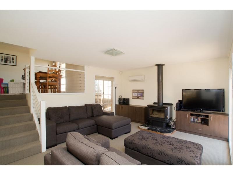 Flora Hill VIC 3550