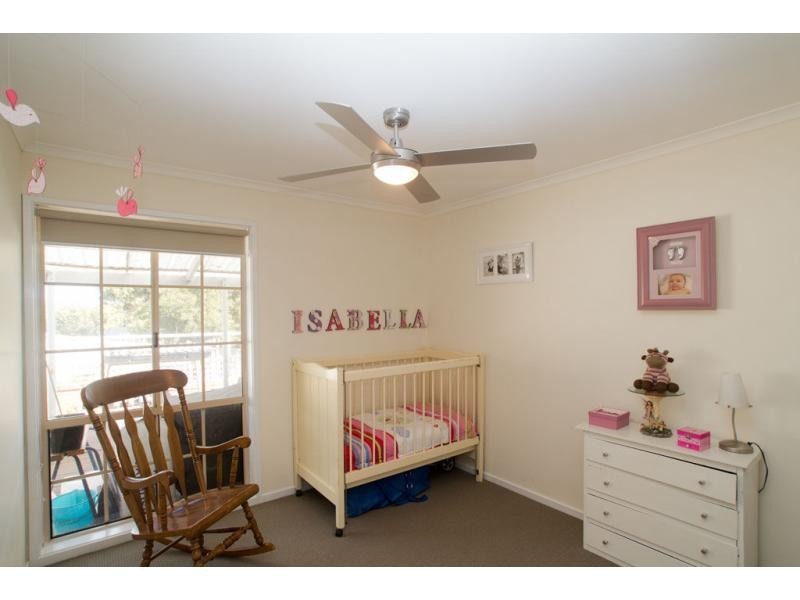 Flora Hill VIC 3550