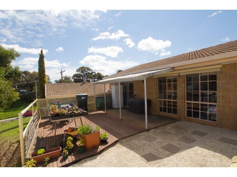 Flora Hill VIC 3550