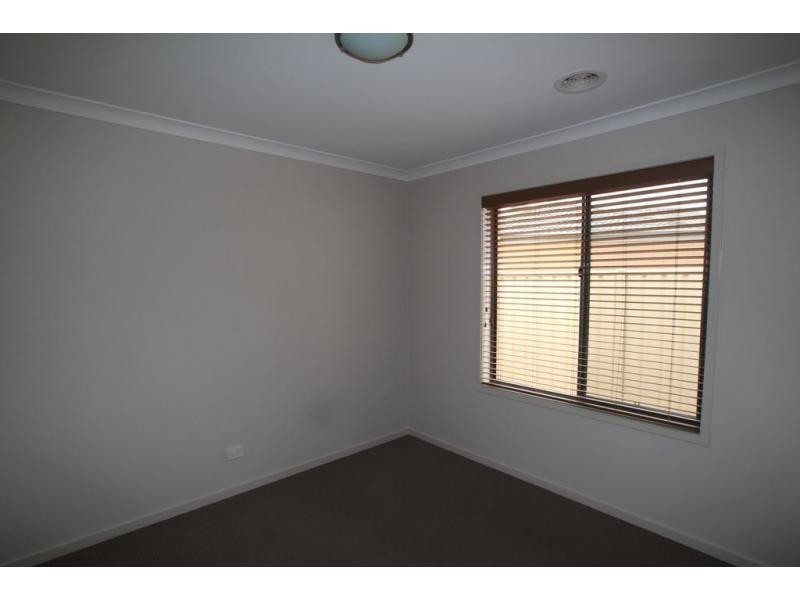 6 Lavery Court, Eaglehawk VIC 3556