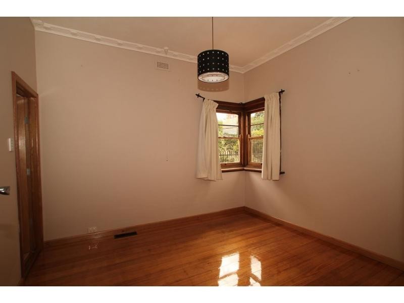 14 Albion, Kennington VIC 3550