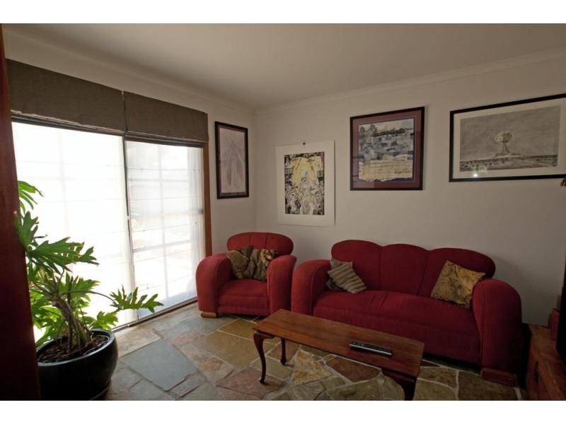 41 Houston Street, Quarry Hill VIC 3550