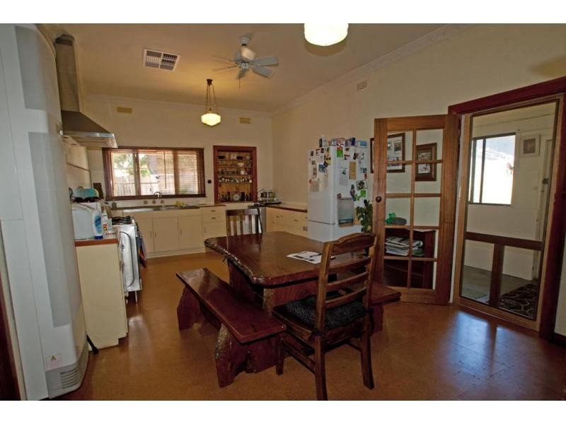 41 Houston Street, Quarry Hill VIC 3550