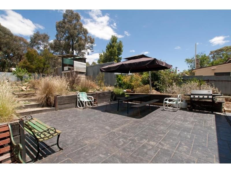 41 Houston Street, Quarry Hill VIC 3550