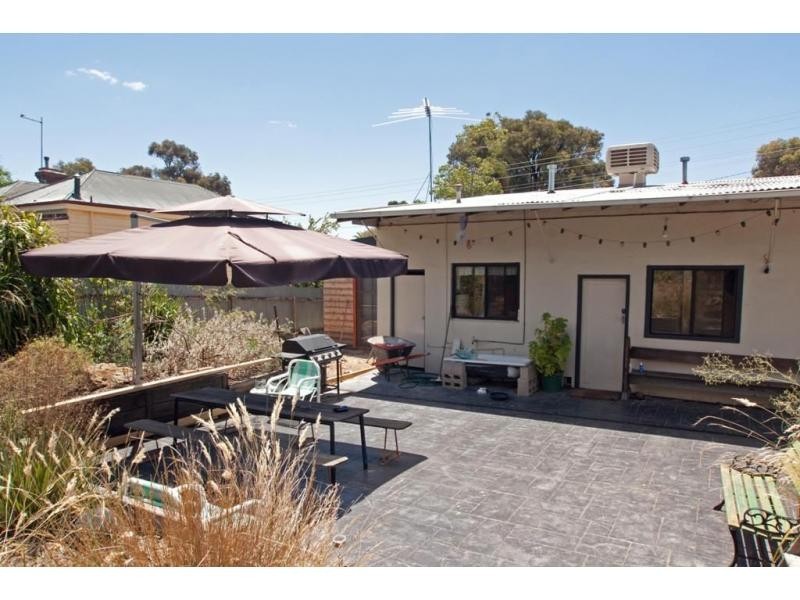 41 Houston Street, Quarry Hill VIC 3550
