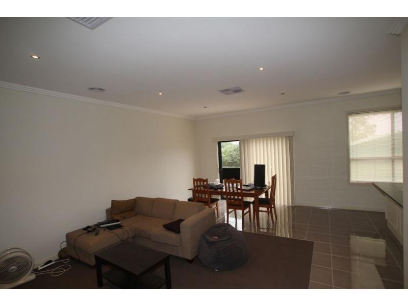 11 B. Ewing Avenue, Flora Hill VIC 3550