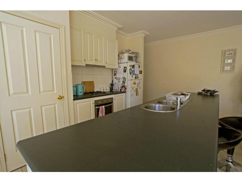 16A Peppertree Grove, Strathdale VIC 3550
