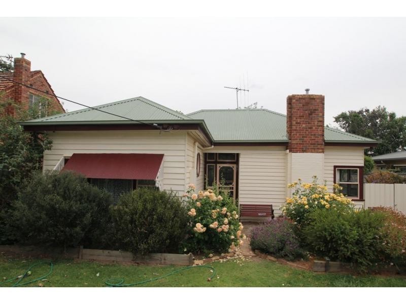 Flora Hill VIC 3550