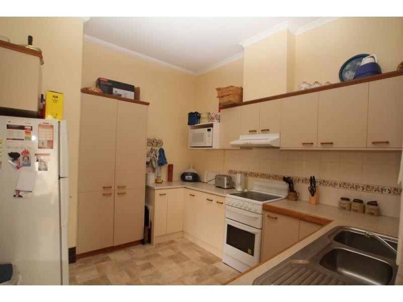 Flora Hill VIC 3550