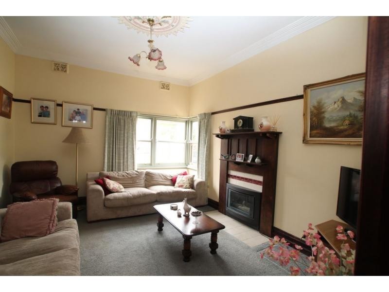 Flora Hill VIC 3550