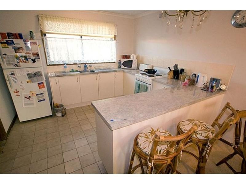 1B Bunting Court, Strathdale VIC 3550