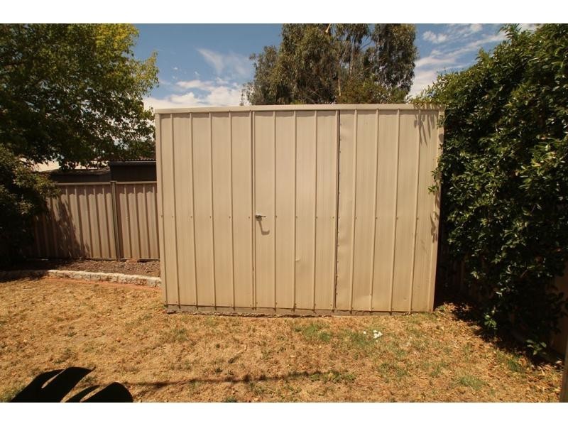 .2/1 Paperbark Court, Strathdale VIC 3550