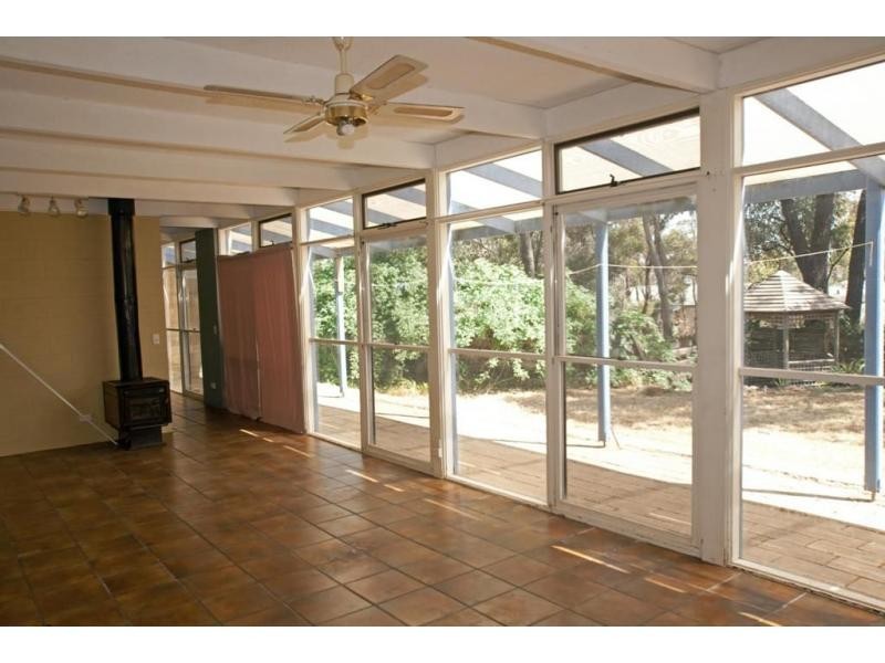 .5 Hillview Street, Flora Hill VIC 3550