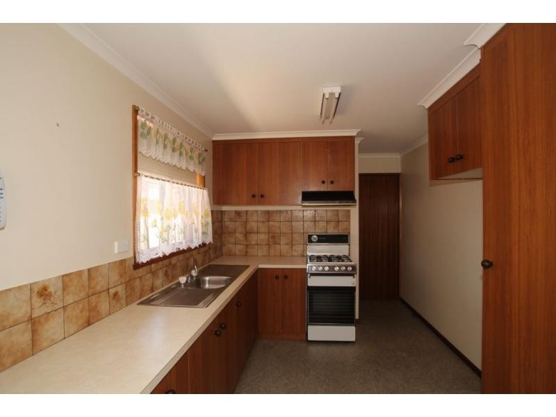 Unit 1/28 Averys Road, Eaglehawk VIC 3556