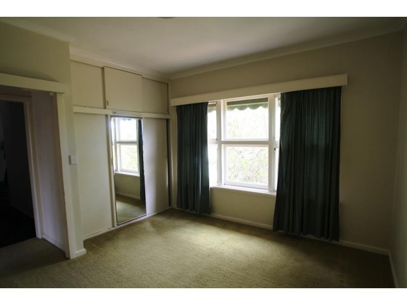 18 Drecshler Street, Flora Hill VIC 3550