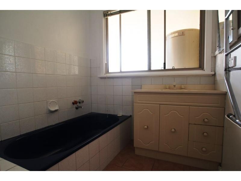 18 Drecshler Street, Flora Hill VIC 3550