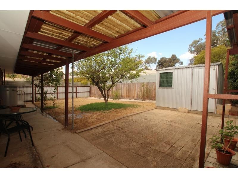 1 Jeffrey Avenue, Flora Hill VIC 3550