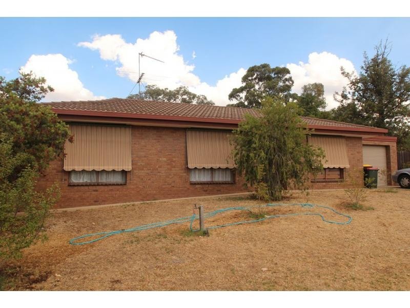 1 Jeffrey Avenue, Flora Hill VIC 3550