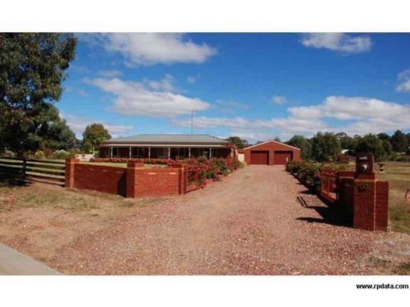 6 Stephen Court, Maiden Gully VIC 3551