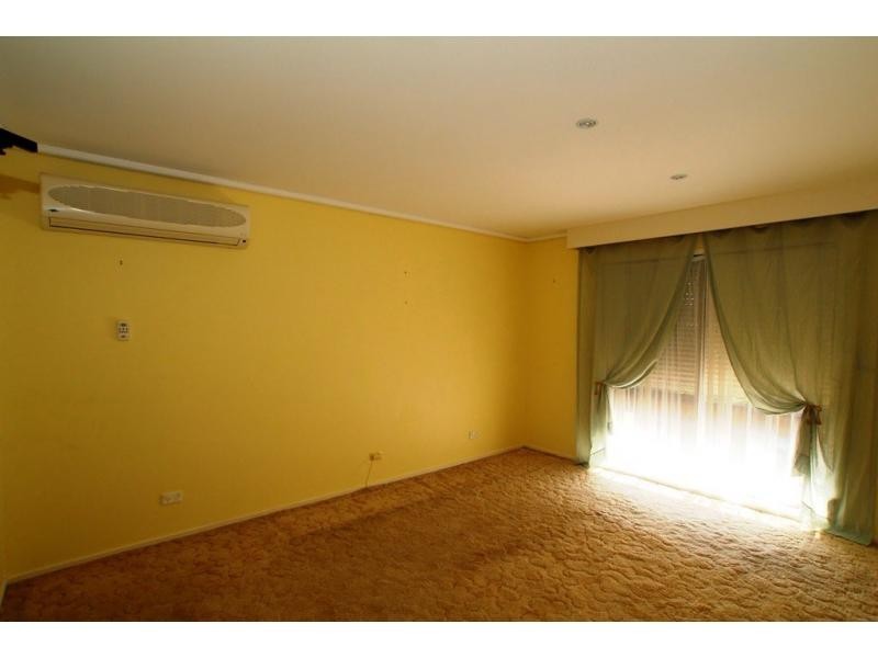 19 Mills Street, Kennington VIC 3550