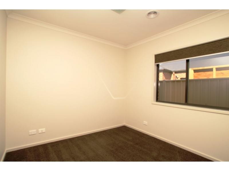 5 Lena Place, Strathfieldsaye VIC 3551