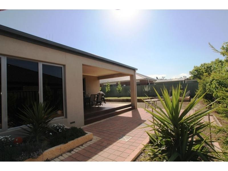 21 Brentwood Boulevard, Strathfieldsaye VIC 3551