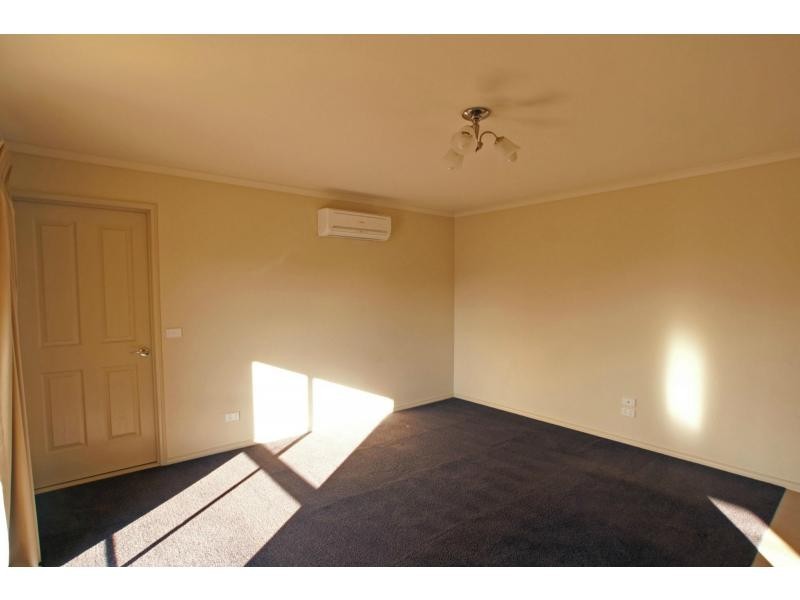 32 Elizabeth Street, Kangaroo Flat VIC 3555
