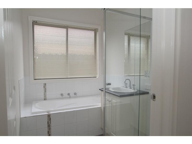 30 Parkway Drive, Strathfieldsaye VIC 3551