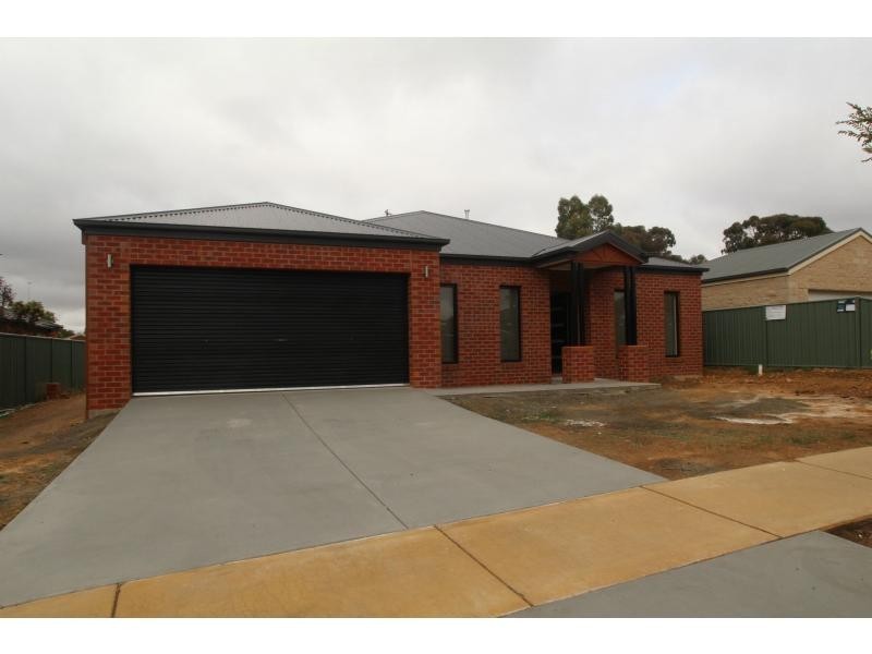 30. Parkway Drive, Strathfieldsaye VIC 3551